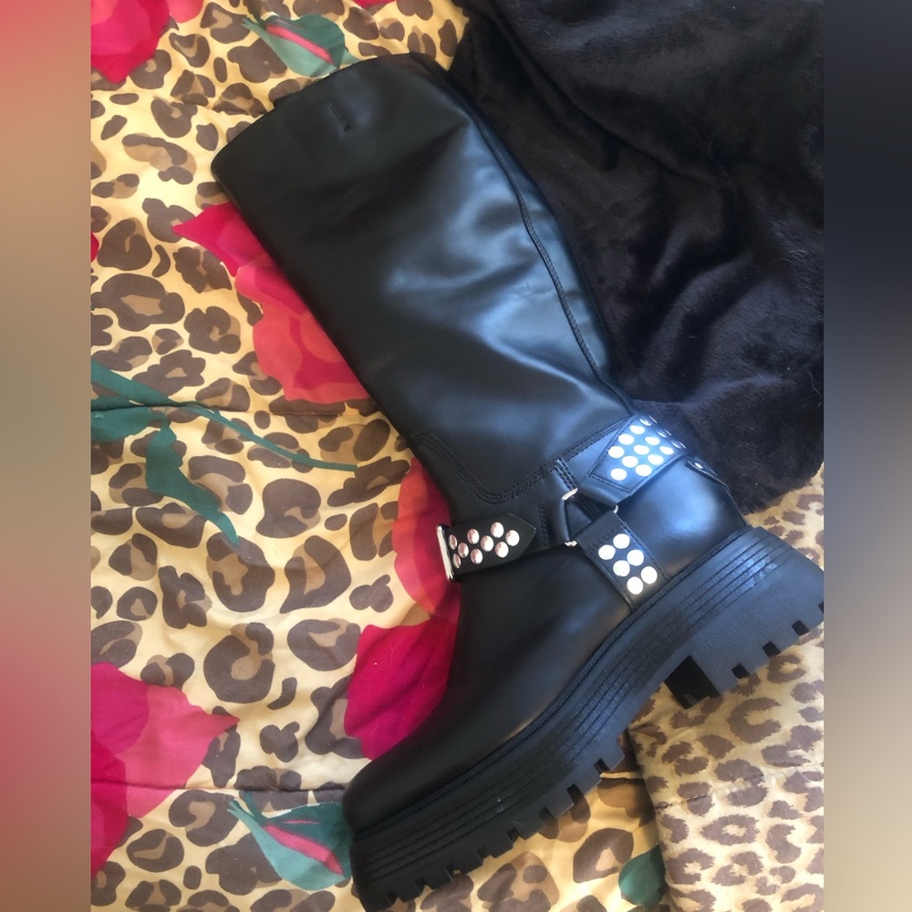 Circus by Sam Edelman “Hayes”  Moto Boots 🤩
